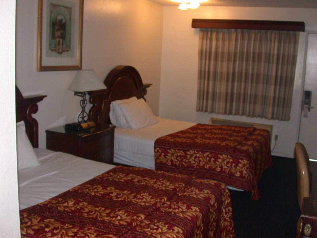 Valley Hotel โรสมีด ภายนอก รูปภาพ